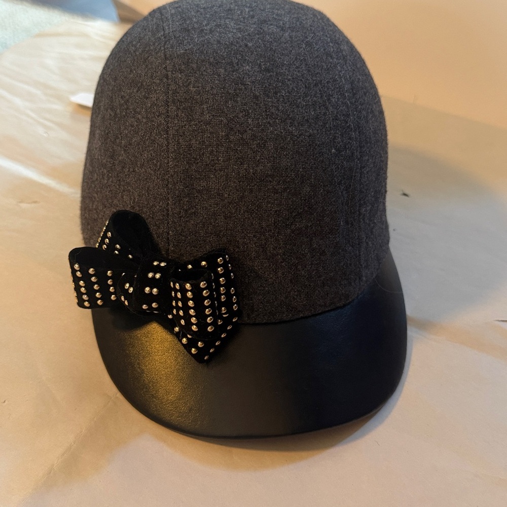 NWT Charming Charlie Cloche Wool Hat,Riding Cap,Faux Leather, Gray&Black OS